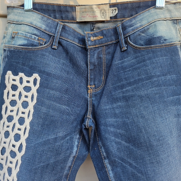 Artisan De Luxe for Free People Patchwork Embroidered Jeans size 27 - Picture 4 of 15